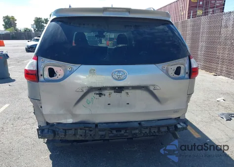 2018 Toyota Sienna Le 8 Passenger from USA, damaged, VIN 5TDKZ3DC5JS905210